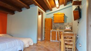 A kitchen or kitchenette at Casolare La Torre