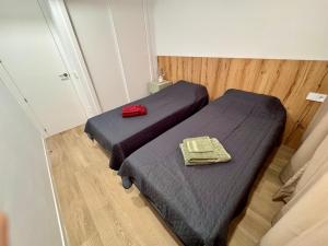 En eller flere senge i et værelse på Luxury apartment Finestrat CRSV + 26 billeder