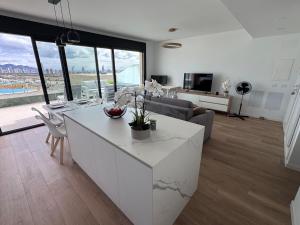 Et tv og/eller underholdning på Luxury apartment Finestrat CRSV