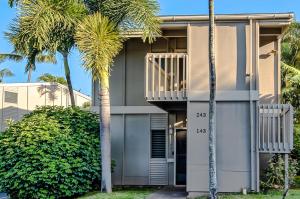 Bygningen som feriehuset ligger i