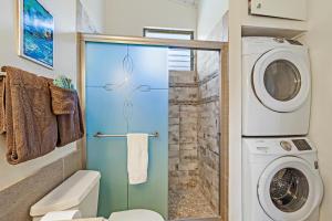 Et badeværelse på Pohailani #243 - Oceanview