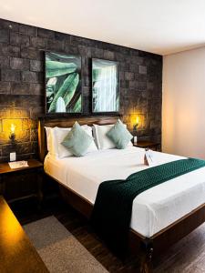 Cama ou camas em um quarto em Vila Pugliesi Hotel Boutique mais 37 fotos