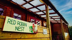 Gambar di galeri bagi Red Robin Nest di Galway