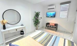 Fotografie z fotogalerie ubytování Humacao - Apart, Super Central, AC, TV, Wifi, Fully Equipped v destinaci Humacao