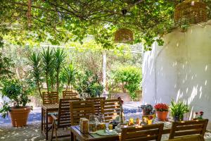 Vonkajšia záhrada v ubytovaní Francesca Guesthouse