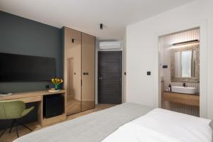 Postel nebo postele na pokoji v ubytování Grand Pearl Luxury Retreat