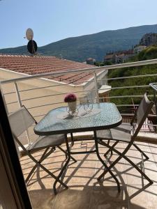 Nespecifikovaný výhled na hory nebo výhled na hory při pohledu z apartmánu