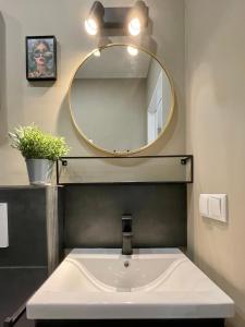 Fotografie z fotogalerie ubytování #1 Studioapartment mit Loreleyblick direkt an der schönsten Etappe des Rheinsteigs v destinaci Patersberg + 24 fotografií