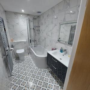 Ένα μπάνιο στο Watermill 27