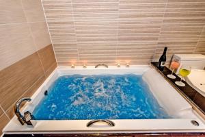 Fotografie z fotogalerie ubytování Seawater Spa Hotel Coza v destinaci Sogüpcho
