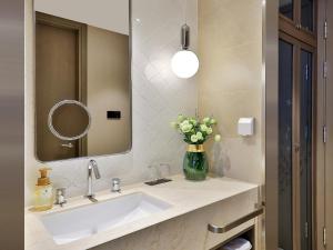 Baðherbergi á Crystal Orange Hotel Shanghai Hongqiao Jinhui Road