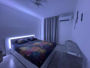 Ένα ή περισσότερα κρεβάτια σε δωμάτιο στο Loft BENUB SERENITY