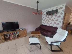 Gallery image of Ferienhaus, Parmen bei Feldberg, cleaning included in Parmen