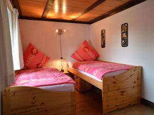 Gallery image of Rühlen Schneifel Escape, cleaning included in Auw