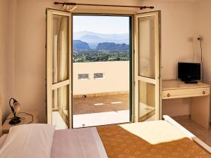 Nespecifikovaný výhled na hory nebo výhled na hory při pohledu z bed and breakfast + 22 fotografií