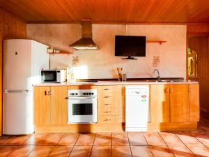 Kuchyň nebo kuchyňský kout v ubytování Holiday Home in Vendrell near Costa Dorada Beach, cleaning included