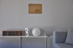 Knihovna v apartmánu
