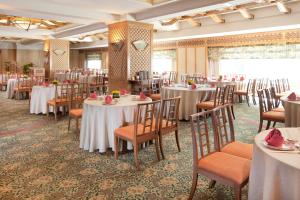 Restaurace v ubytování Dorsett Grand Subang Hotel