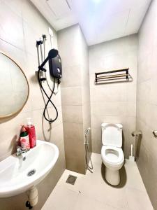Ένα μπάνιο στο 168 park Selayang near UITM IDCC Hospital Market Batu Caves KLCC views topfloor