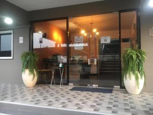 Fotografie z fotogalerie ubytování Capital O 75406 Hotel M Rojana v destinaci Ayutthaya