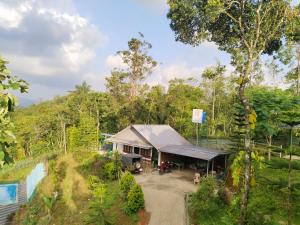 Aed väljaspool majutusasutust Vagamon Hillvalley Pool Resort