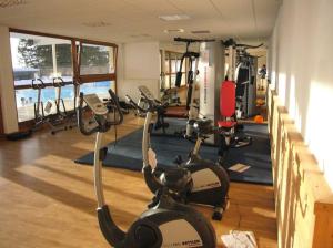Fitness centrum a/nebo fitness zařízení v ubytování L'Après-ski Chamrousse 1700