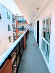 an empty hallway of an apartment building at Western Melrose in Los Angeles