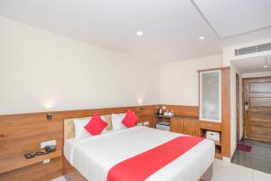 Postel nebo postele na pokoji v ubytování Super Hotel O Ivy Dew Drops