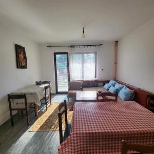 Khu vực ghế ngồi tại Accommodation Konak