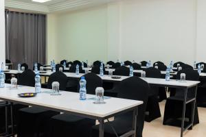 Kawasan bisnes dan/atau bilik persidangan di The Dalton Grand Hotel