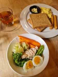 Makanan di atau berdekatan penginapan & sarapan