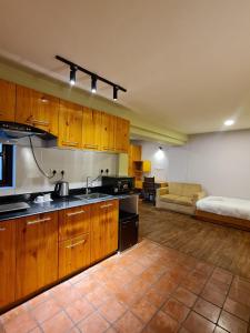 Dapur atau dapur kecil di Atithi Bhawan