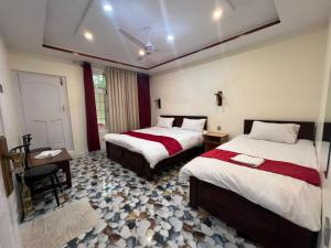 Galeriebild der Unterkunft Skardu lucky palace hotel in Skardu + 10 Fotos