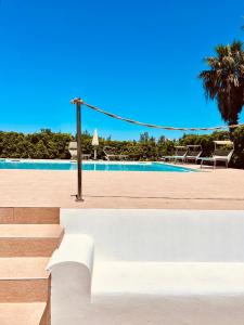 Bazén v ubytovaní Baglio Cudia Resort alebo v jeho blízkosti