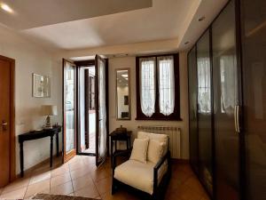 A seating area at Appartamento G&G