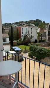 A balcony or terrace at Hotel Sant March
