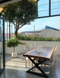 Balkón nebo terasa v ubytování Nâu's house + 5 fotografií