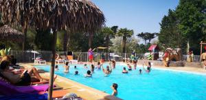 Photo de la galerie de l'établissement Camping Les Embruns d'Oléron, au Château-dʼOléron