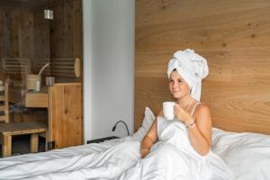 Postel nebo postele na pokoji v ubytování Seehotel Bellevue by keyone