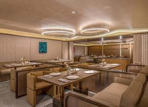 Jingdong Headquarters Crystal Orange Hotel, Yizhuang, Beijing休息區