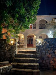 The building in which the holiday home is located