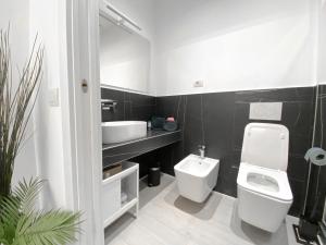 Łazienka w obiekcie CARDANO SUITE - 5 min from Central Station