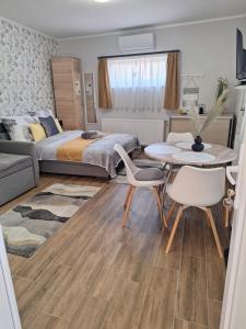 Posedenie v ubytovaní Várfal apartman