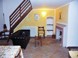 Χώρος καθιστικού στο Cosy apartment in Mantignana with private terrace