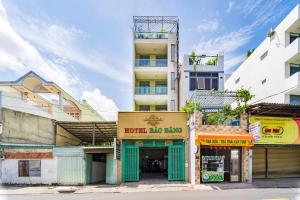 Tòa nhà nơi khách sạn tọa lạc