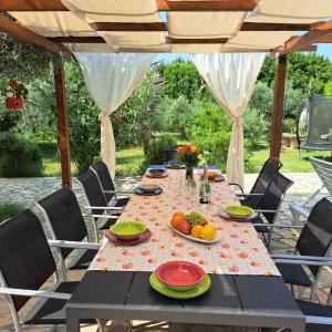 Zahrada ubytování Holiday Home Pina