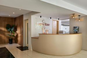 Vstupní hala nebo recepce v ubytování Lotus Rise Hotel - Adults Only + 37 fotografií