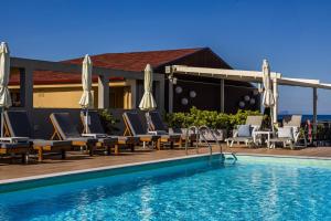 The swimming pool at or close to Akrothalassia
