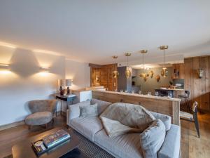 Fotografia z galérie ubytovania Duplex rénové au cœur de Megève, 3 chambres, cheminée, terrasse, équipements modernes. - FR-1-569-72 v destinácii Megève