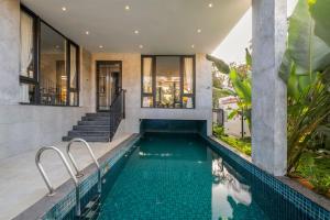 Bazén v ubytování SaffronStays Miami nebo v jeho okolí
